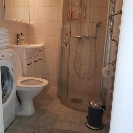 Apartment Cozy 2br Close To Center - Kotimaailma Turku